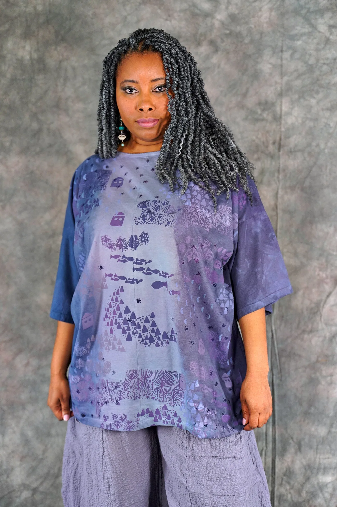 1236HD Line Tee Violet & Blueberries-30"L