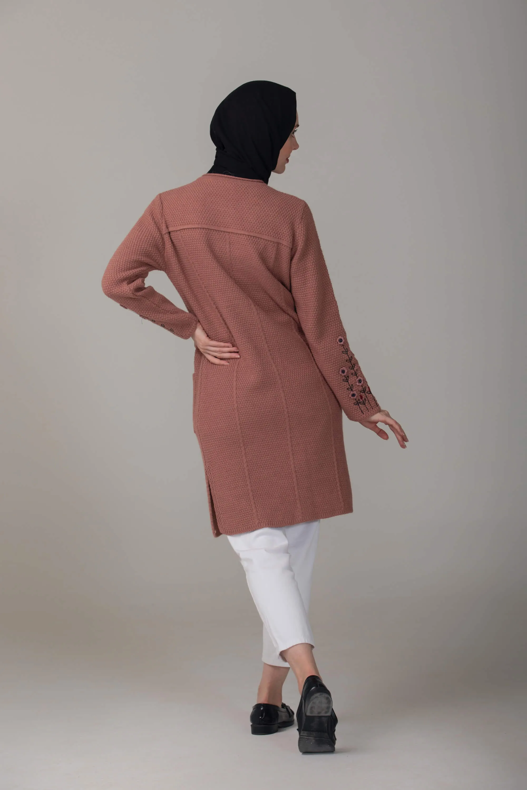Bahija Modest Sweatshirt | Dusky Pink