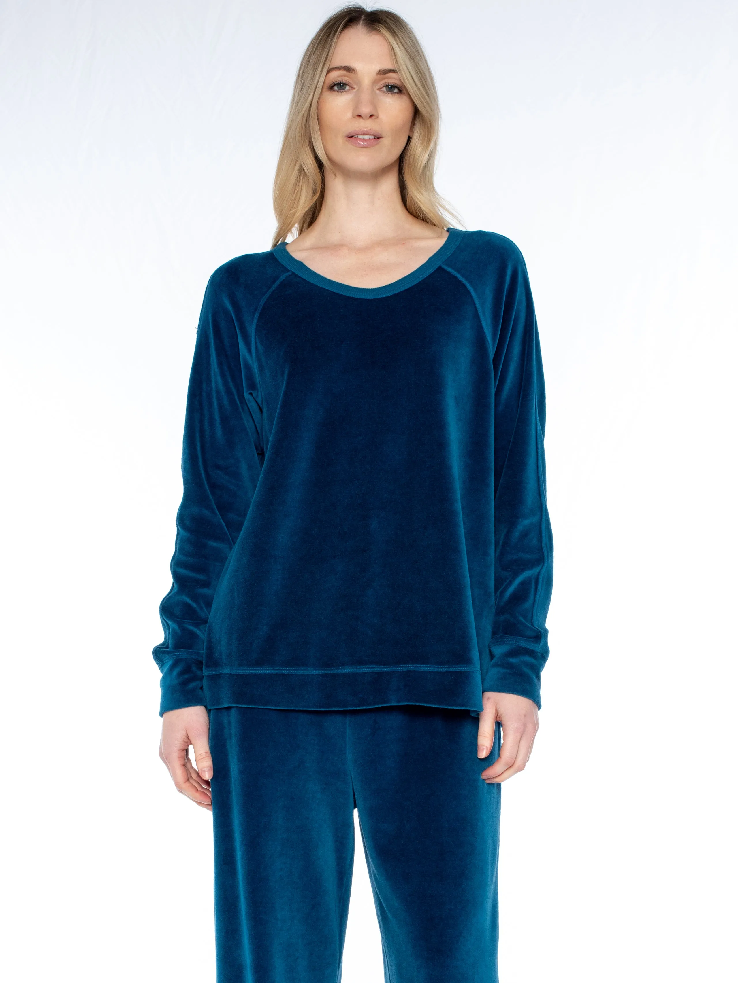 Crew L/S Raglan Tunic Velour Sweatshirt