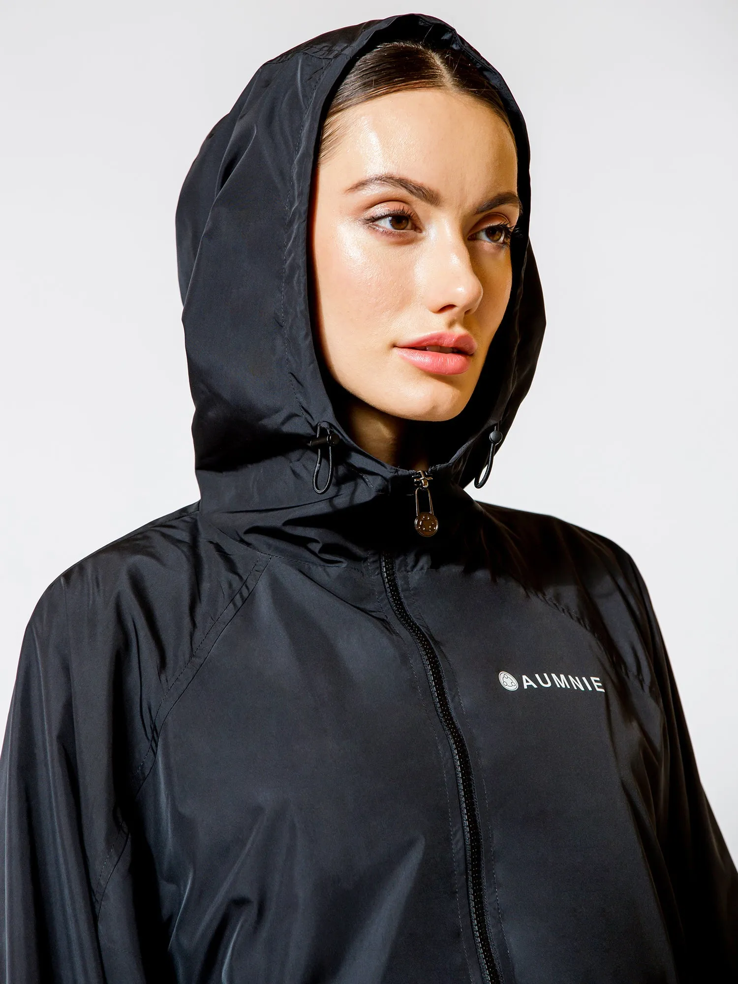 EVERYDAY HOODED BREAKER