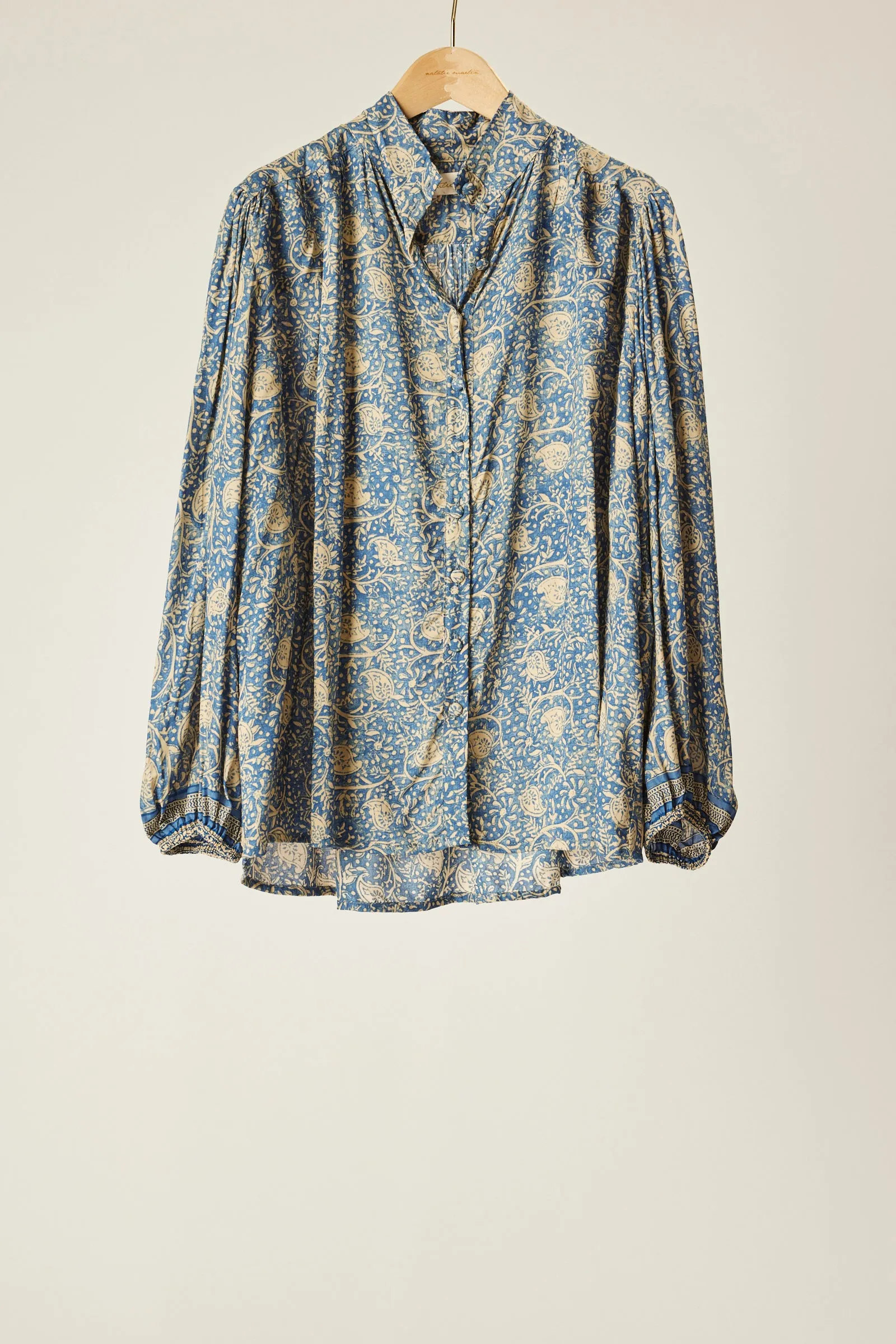 IRIS TOP