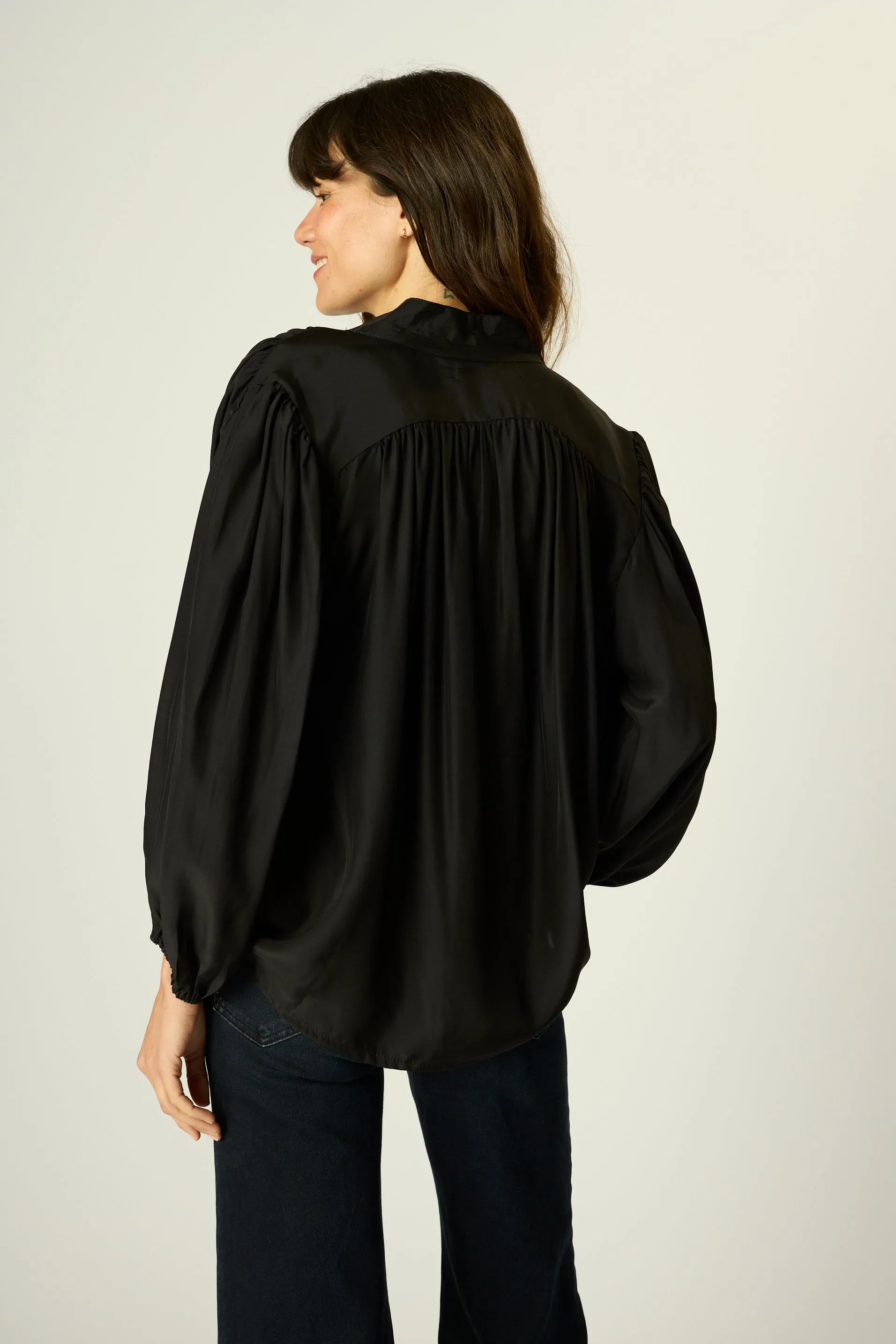 IRIS TOP