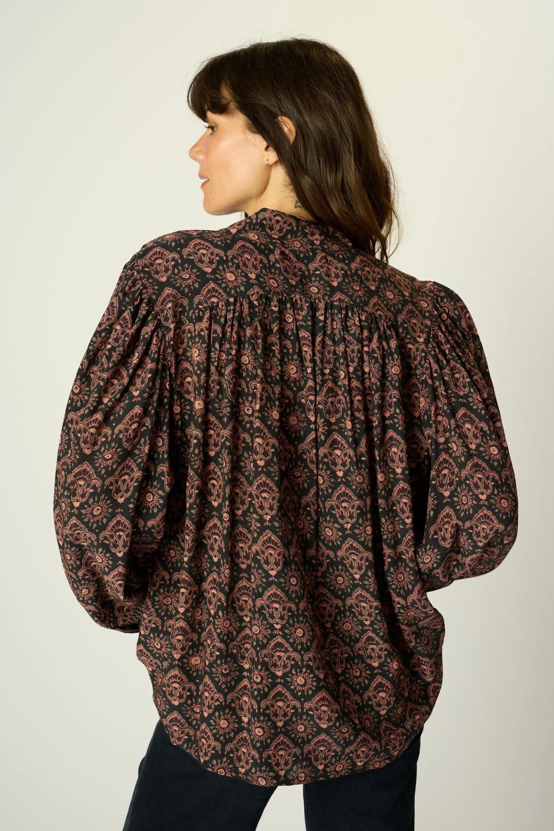 IRIS TOP