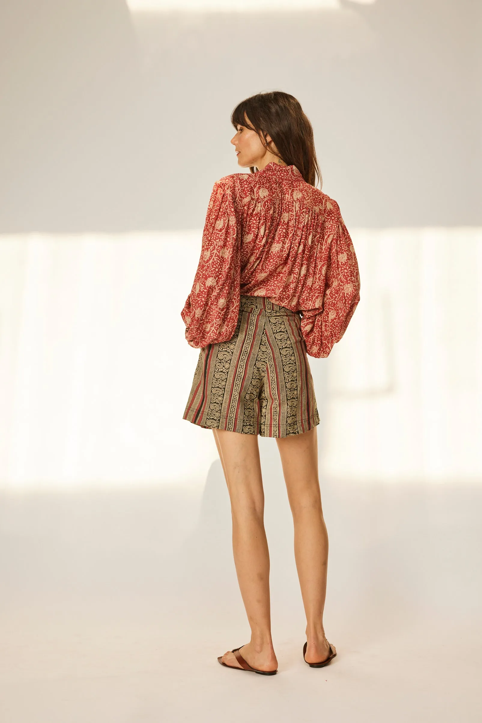 IRIS TOP