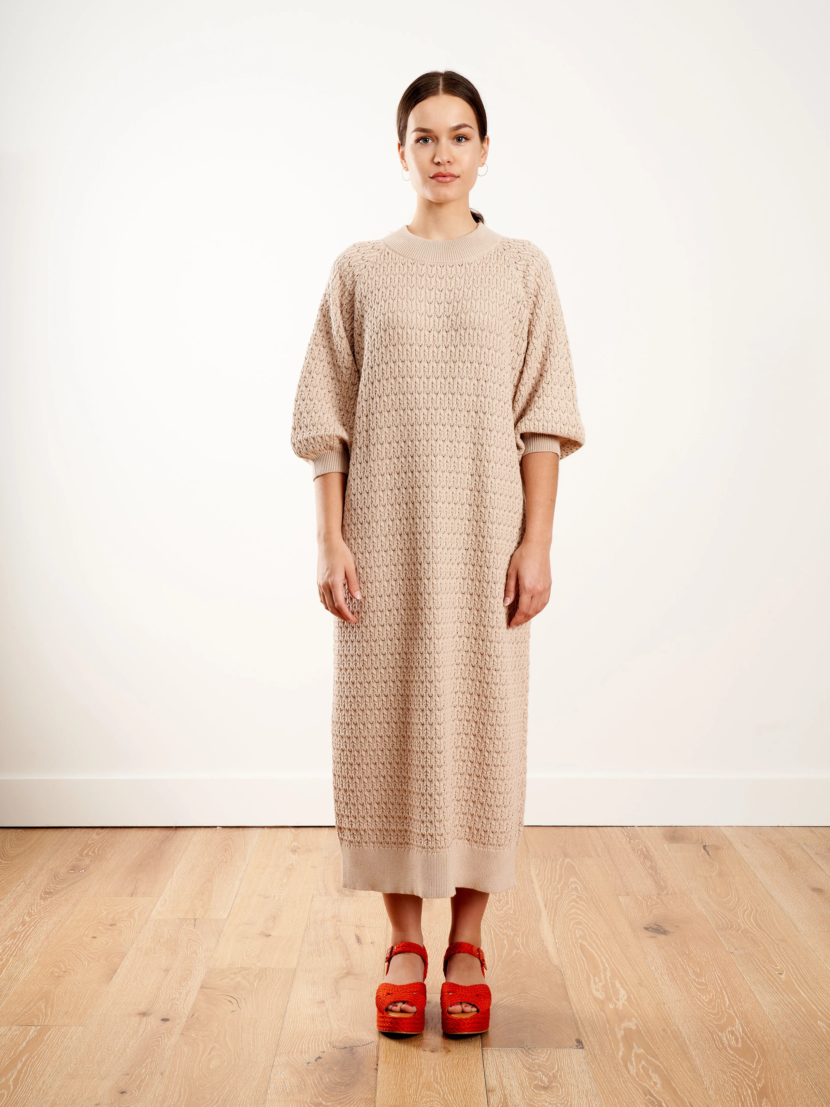 lace dress - light sand