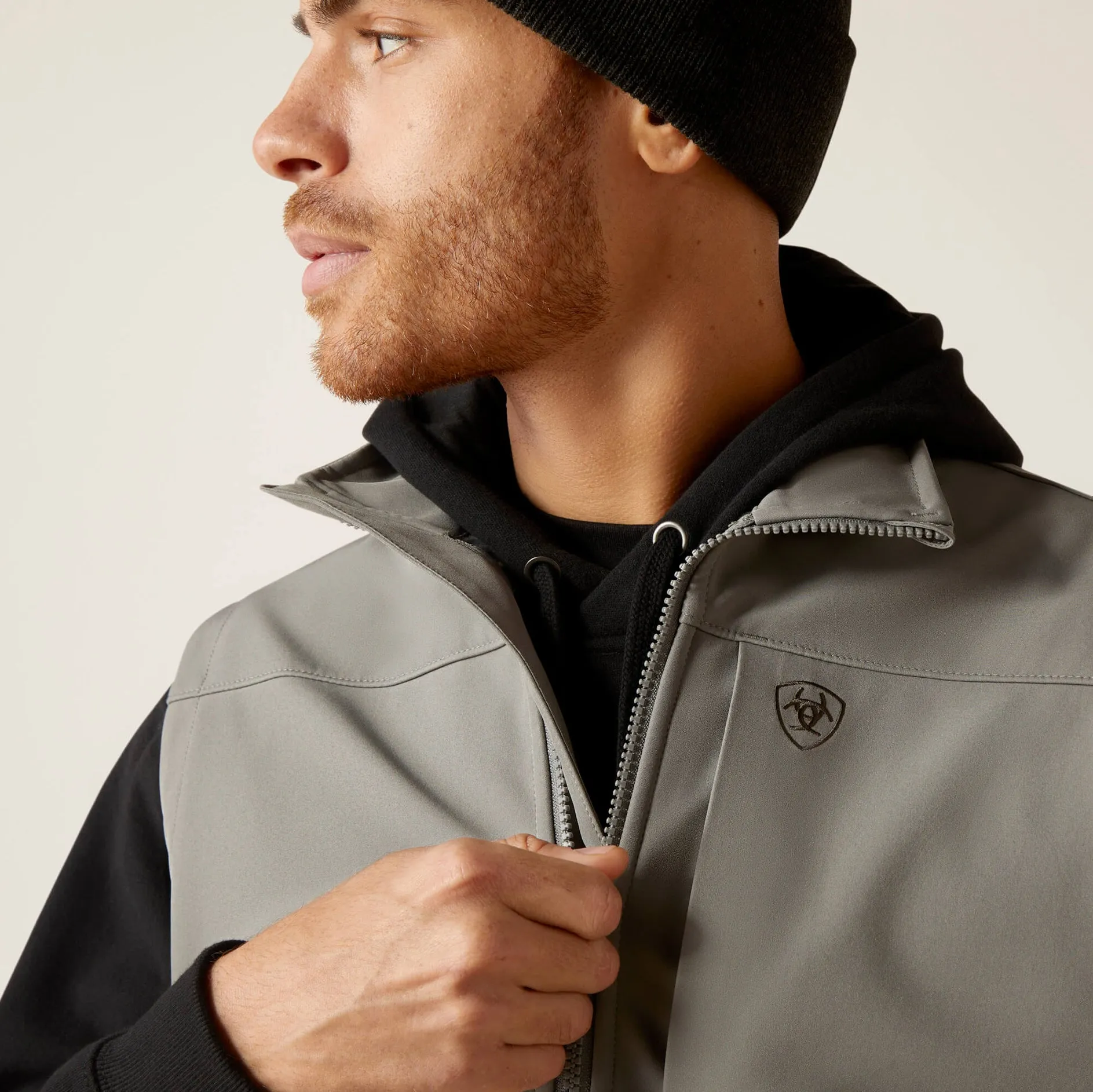 Men’s Ariat Jetty Grey Logo 2.0 Softshell Vest