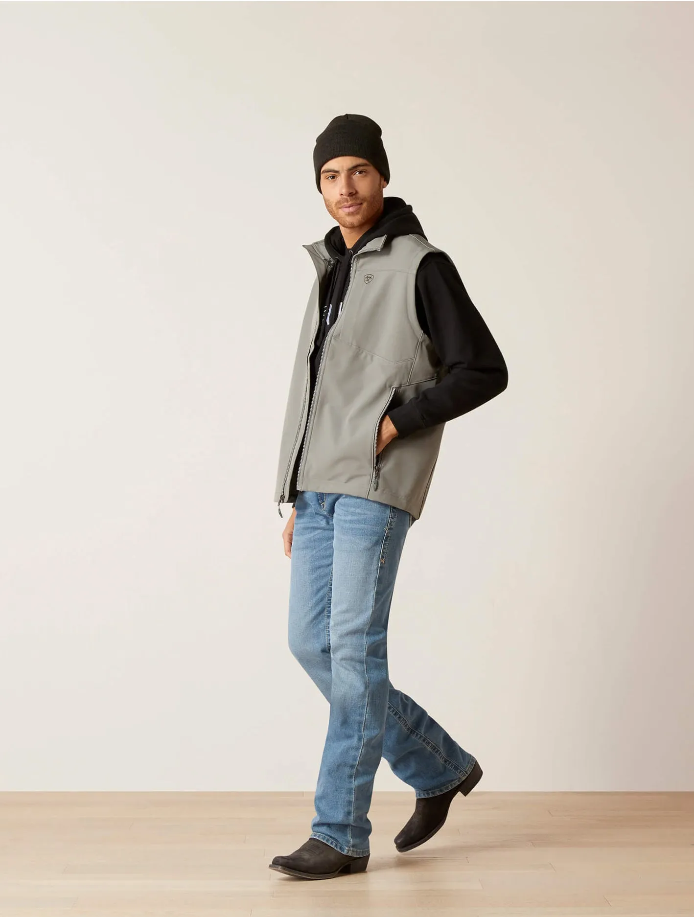 Men’s Ariat Jetty Grey Logo 2.0 Softshell Vest