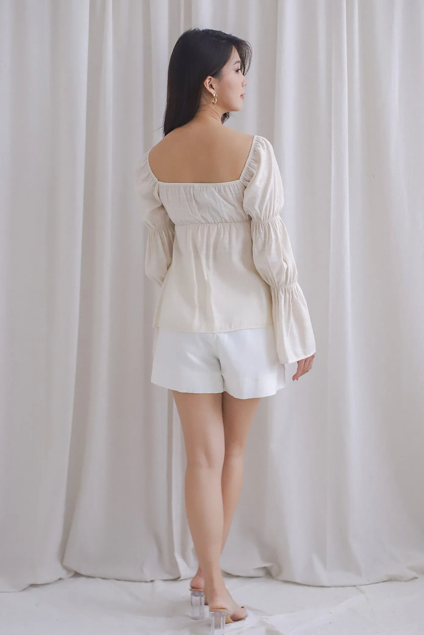 Morgana Ruched Tunic Top In Cream