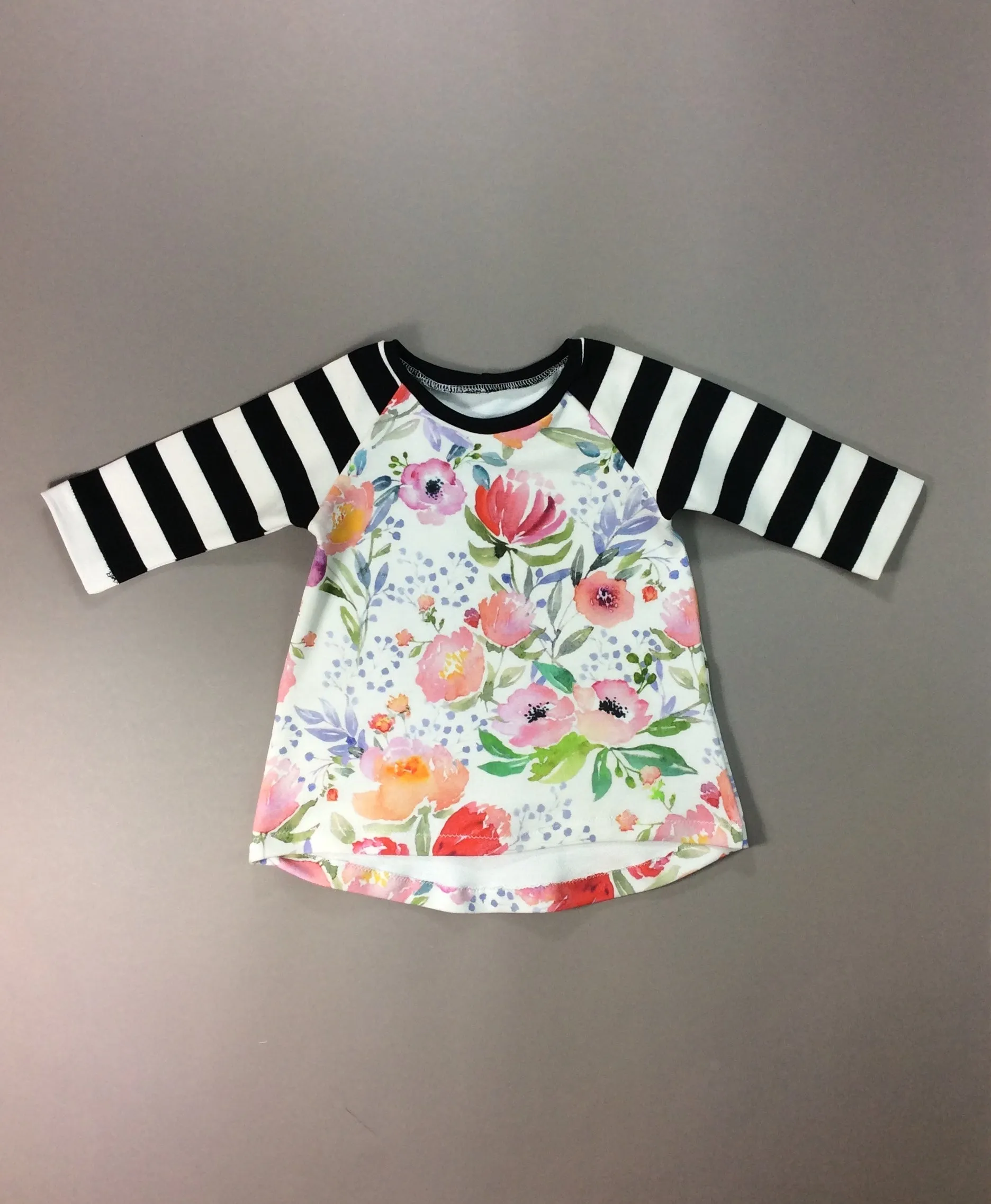 Raglan tunic