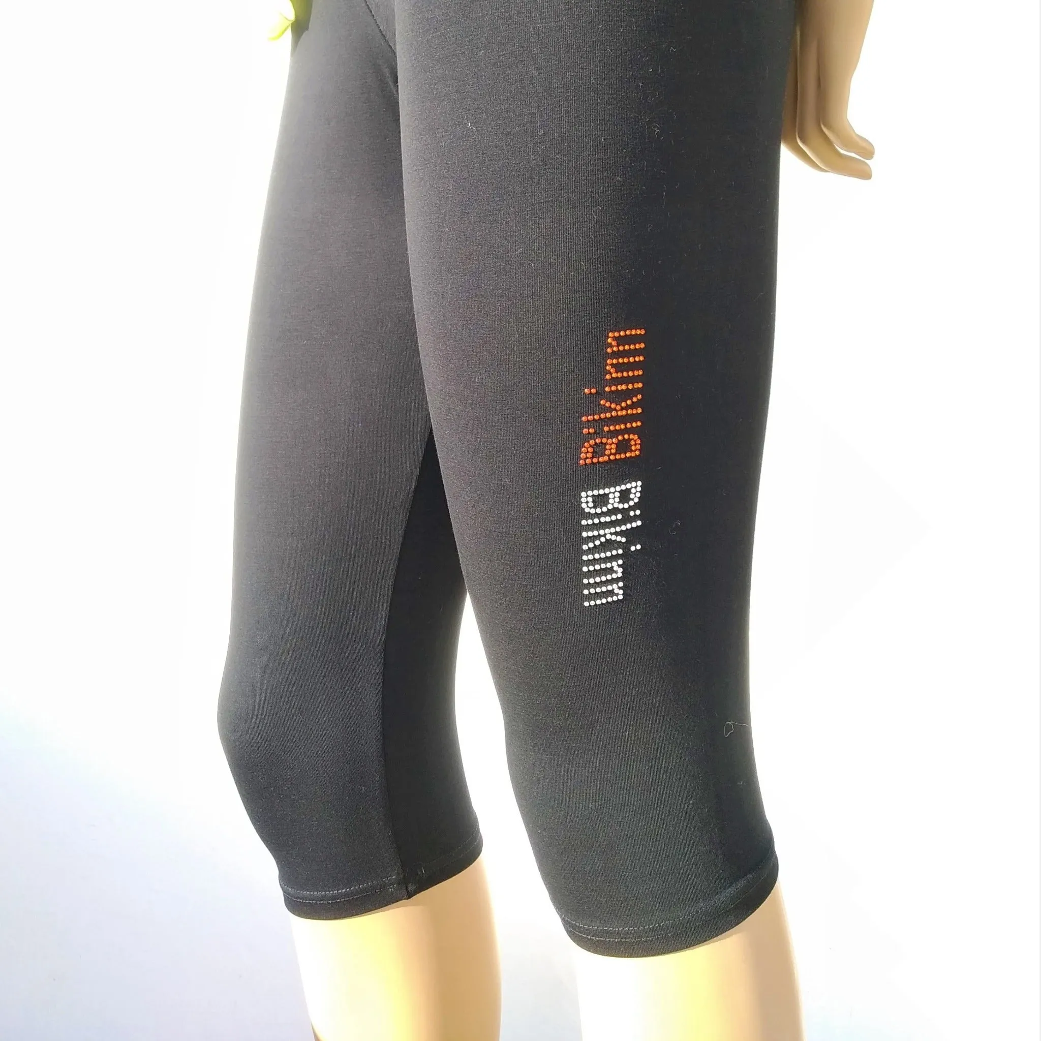 Rhinestone Bling-Bling Capri Leggings