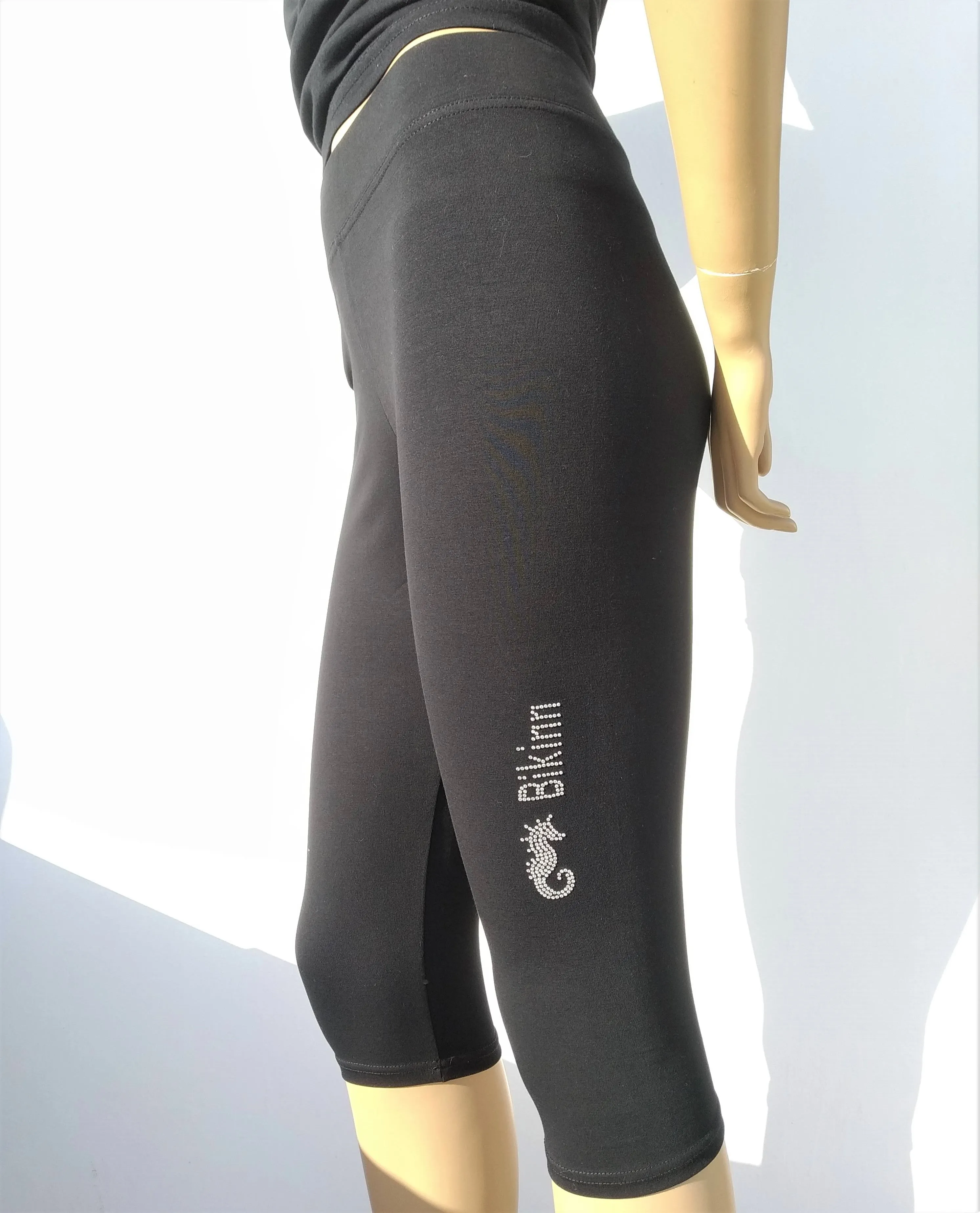 Rhinestone Bling-Bling Capri Leggings