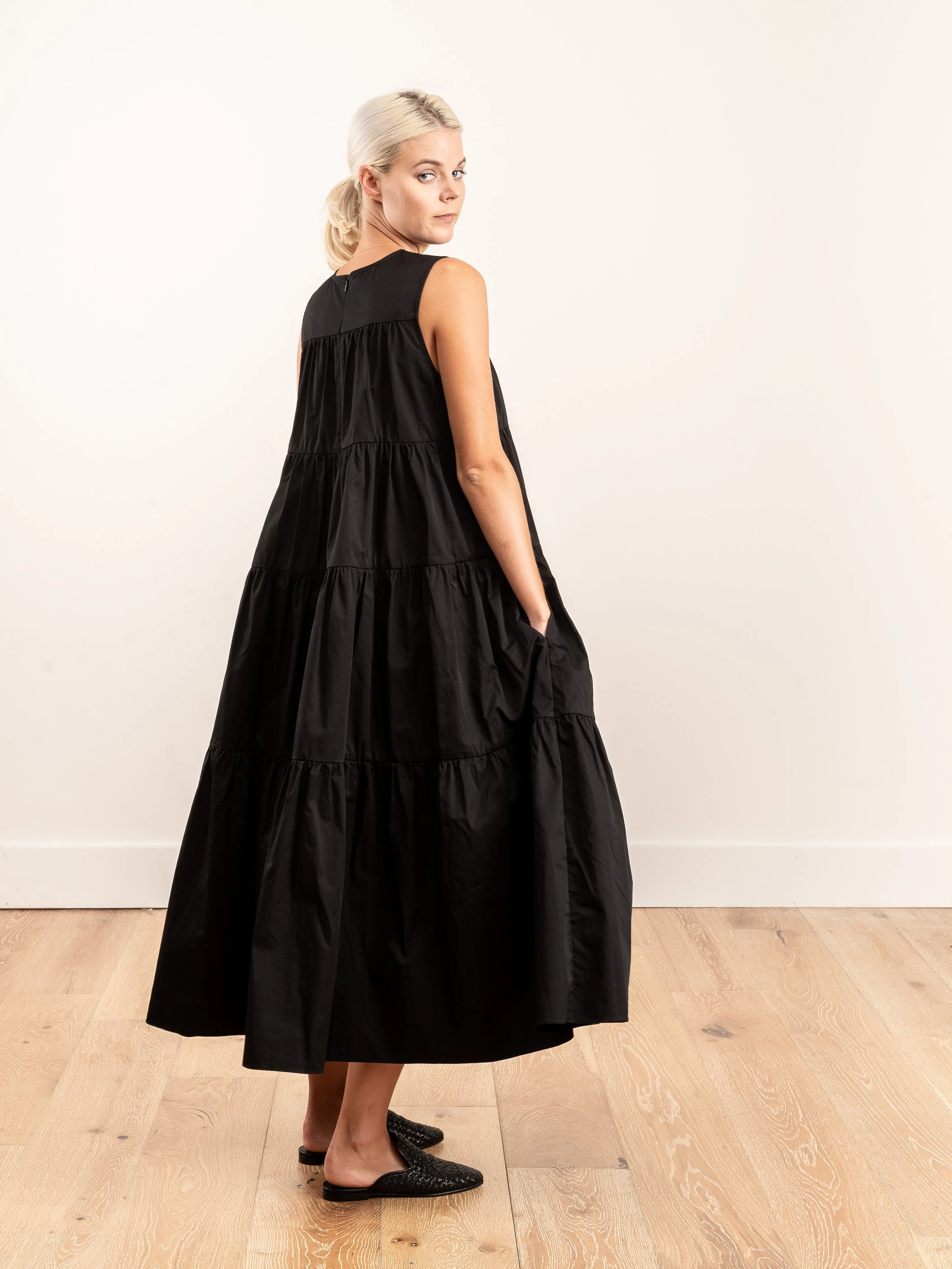 tiered dress - black