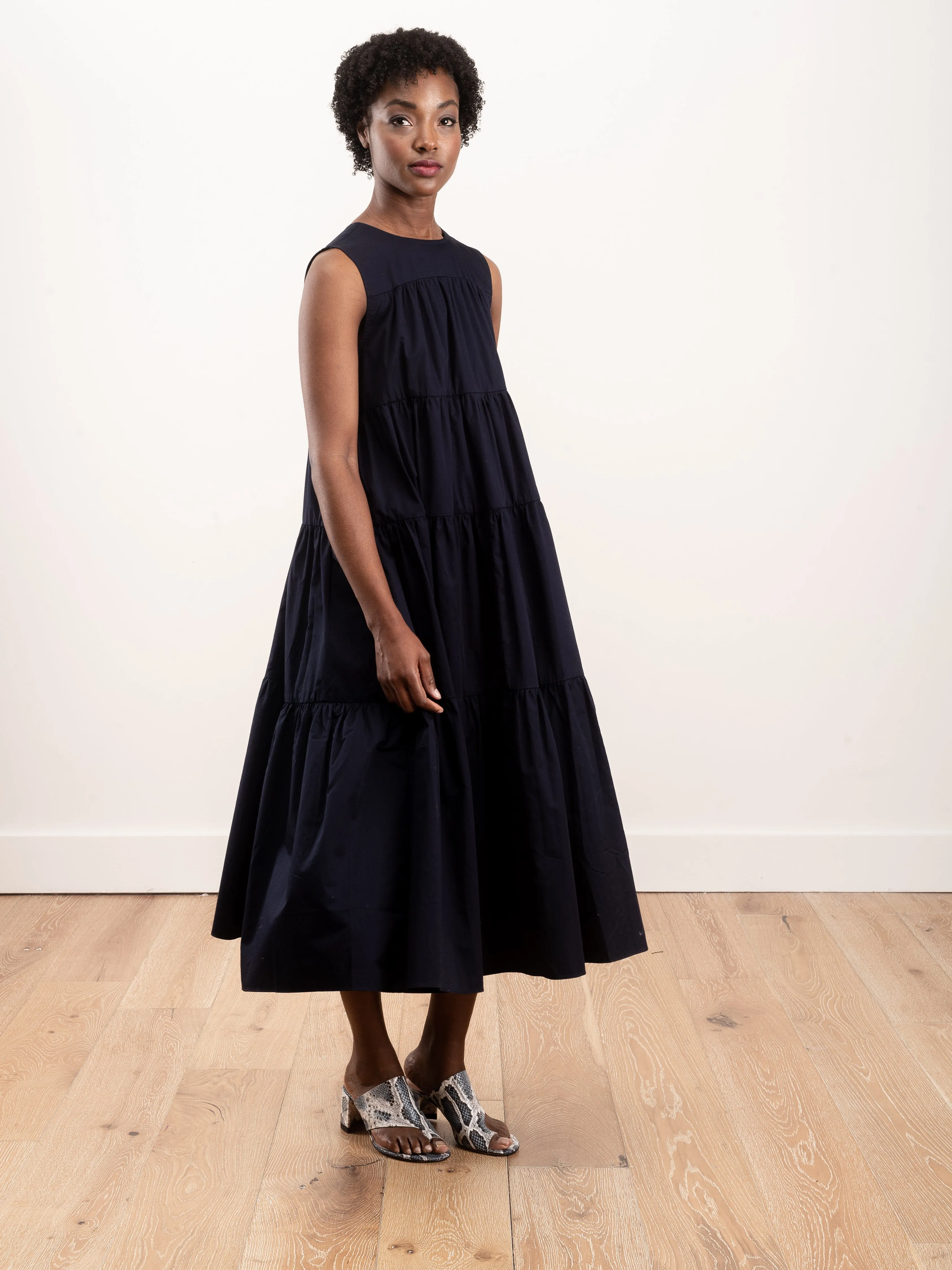 tiered sleeveless dress - navy